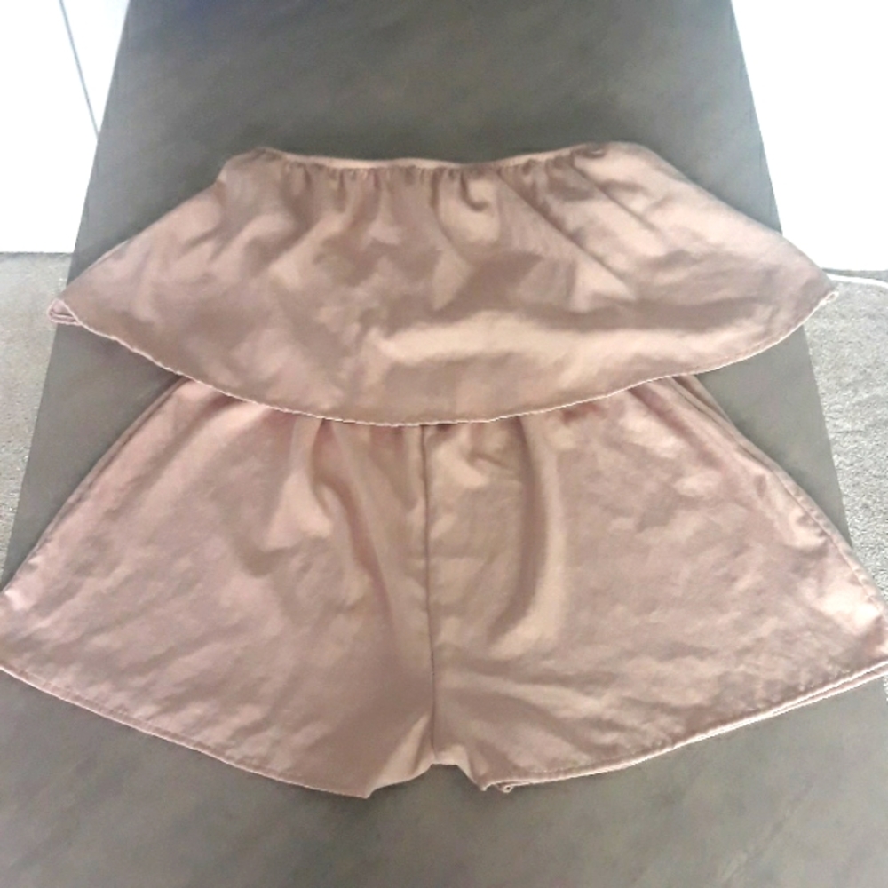 Strapless romper